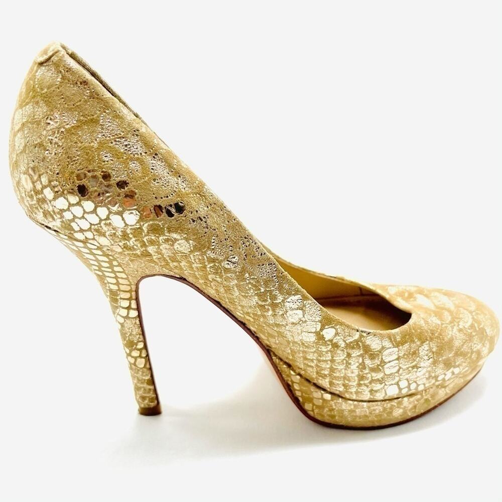 Joan & David Mob Wife “Flipp” Gold Python Pattern, Platform Stiletto Size 4.5